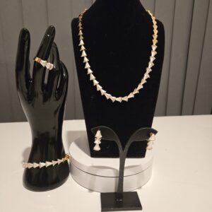 Small Madam Chain (Set 4)
